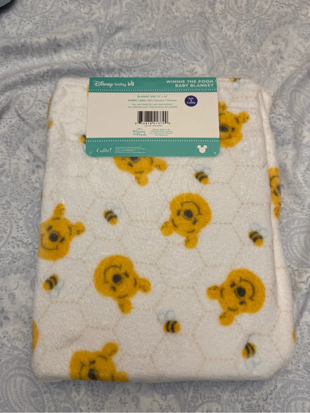 Disney Winnie the Pooh White and Yellow Baby Blanket